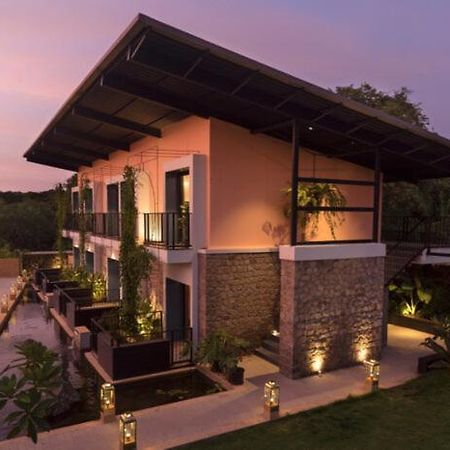 East India House Hotell Gorai Exteriör bild