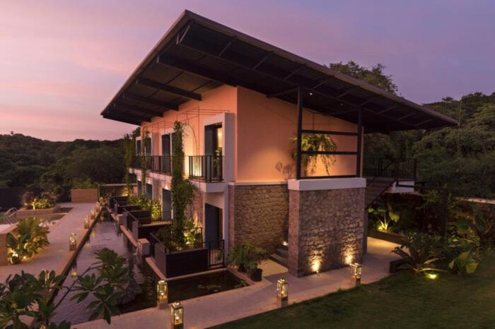 East India House Hotell Gorai Exteriör bild