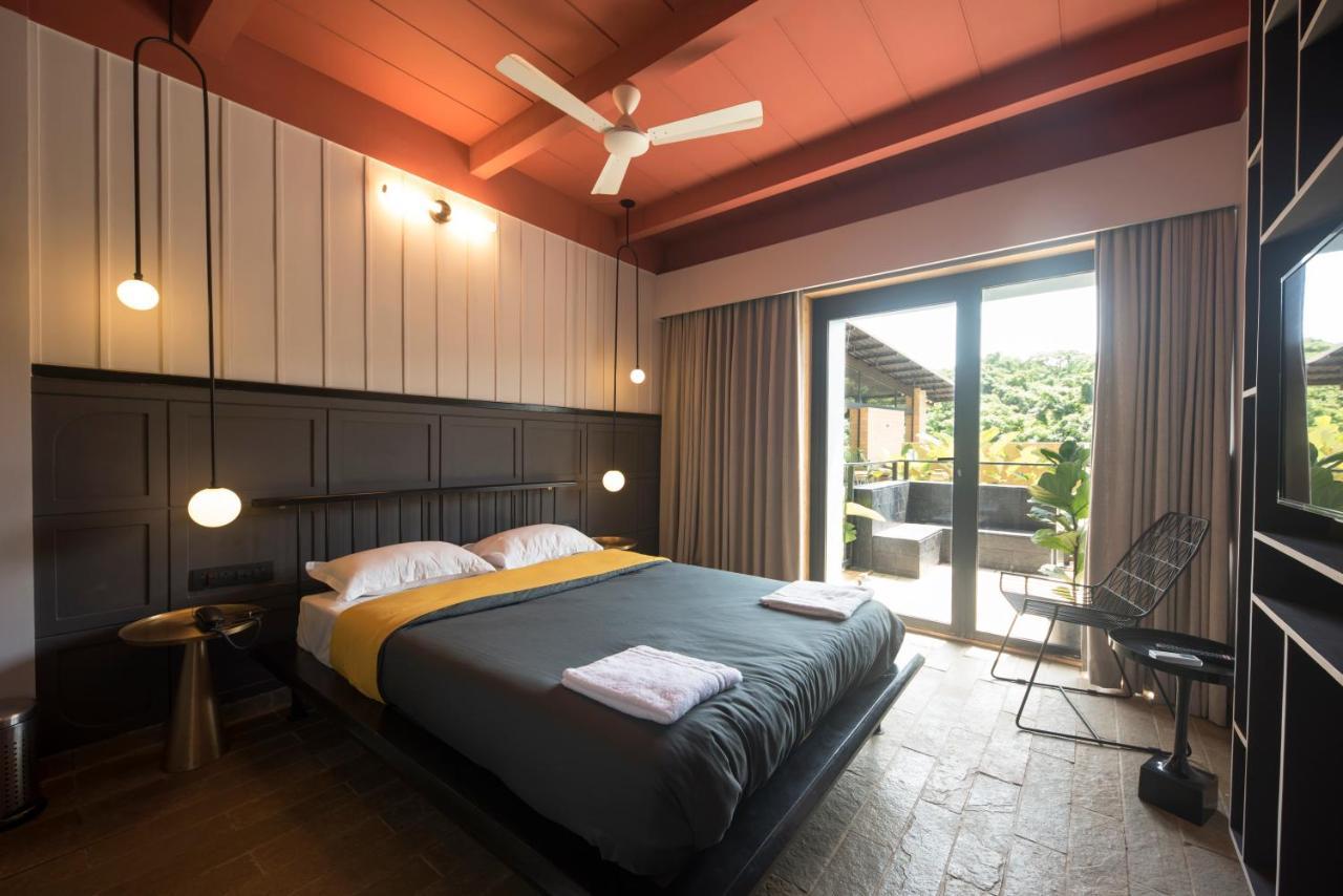 East India House Hotell Gorai Exteriör bild